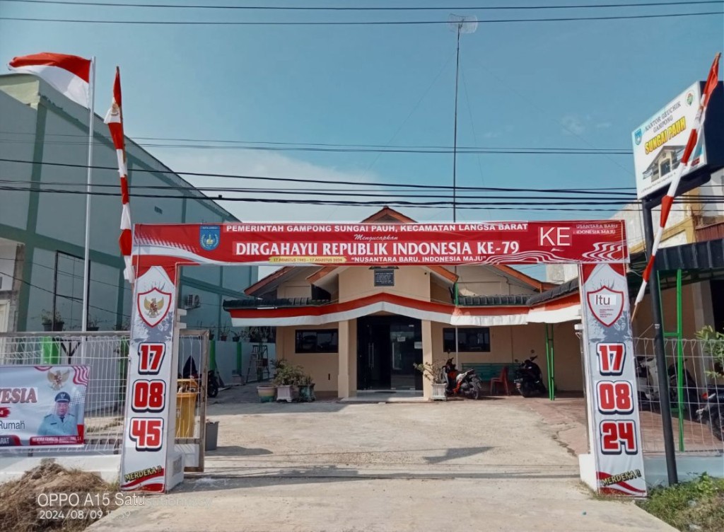 kantor geuchik gampong pada saat hut kemerdekaan